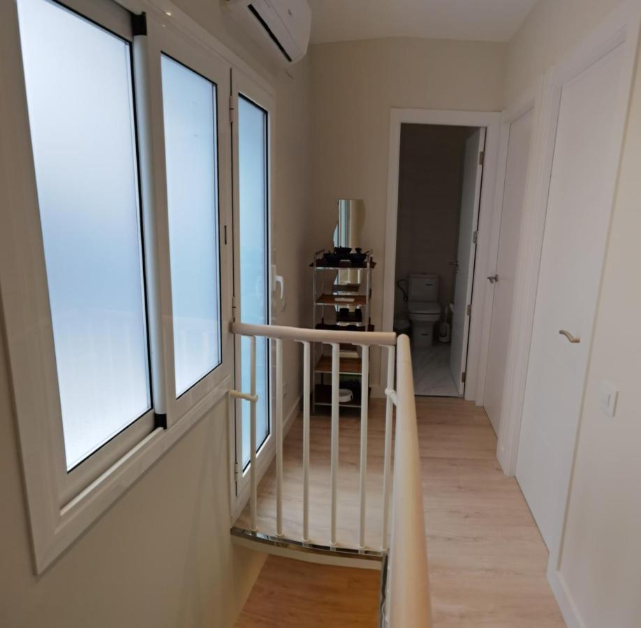 Barcelona Duplex De 3 Habitaciones โอสปิตาเล็ต เดอ โยเบรกัต ภายนอก รูปภาพ