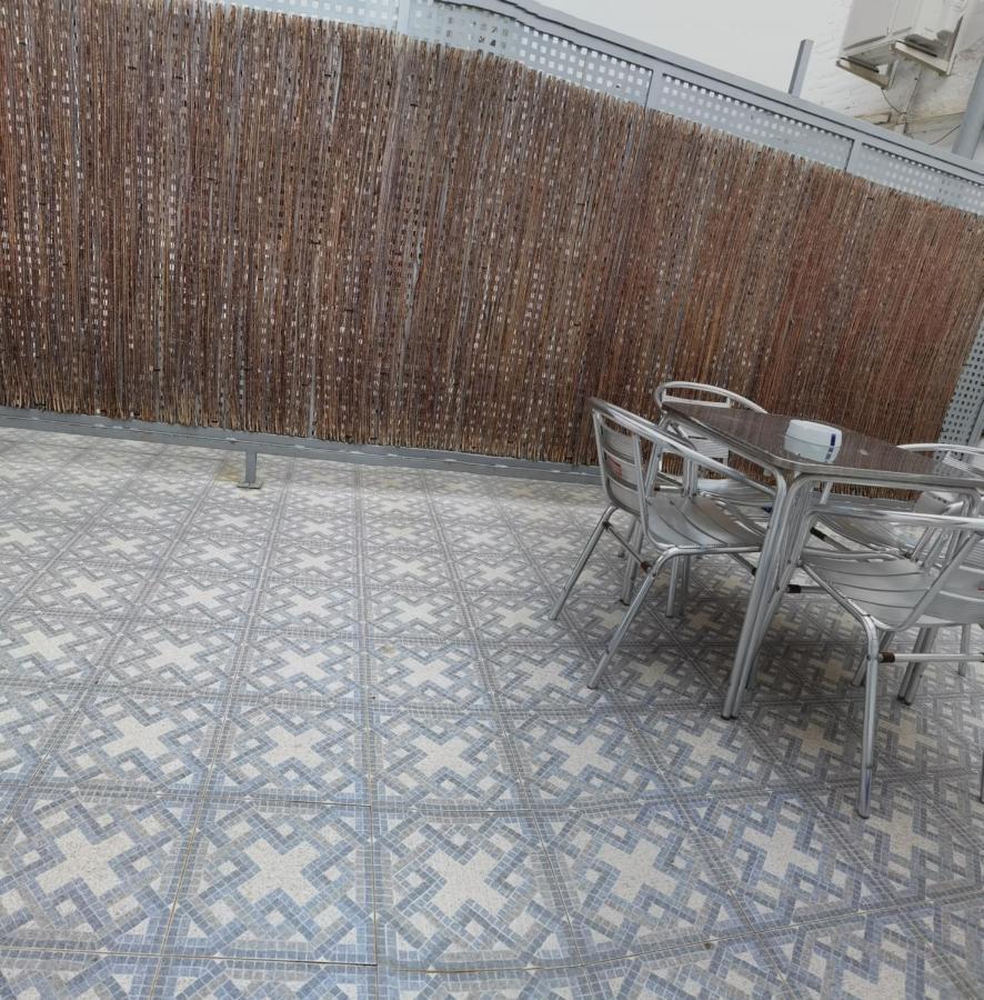 Barcelona Duplex De 3 Habitaciones โอสปิตาเล็ต เดอ โยเบรกัต ภายนอก รูปภาพ