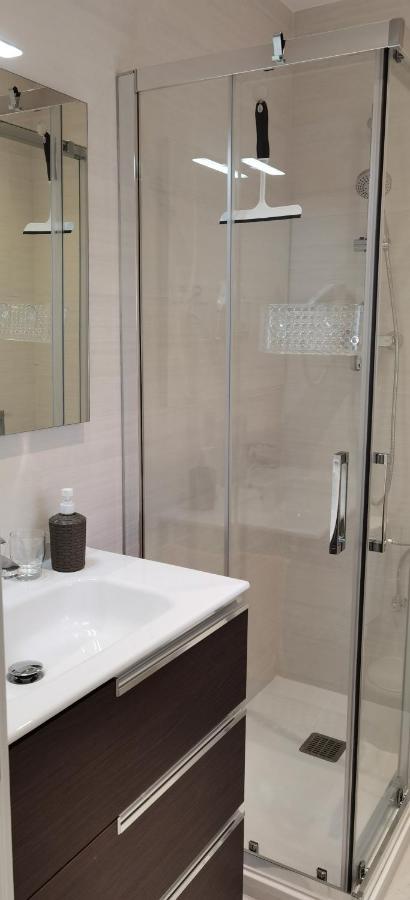 Barcelona Duplex De 3 Habitaciones โอสปิตาเล็ต เดอ โยเบรกัต ภายนอก รูปภาพ