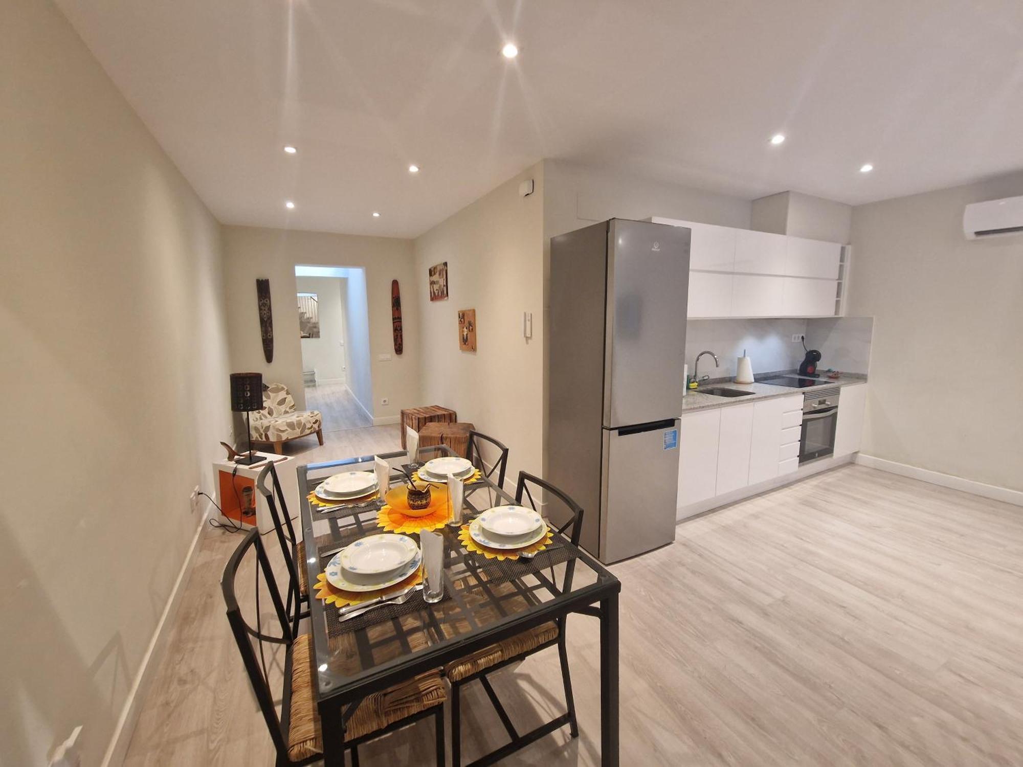 Barcelona Duplex De 3 Habitaciones โอสปิตาเล็ต เดอ โยเบรกัต ภายนอก รูปภาพ